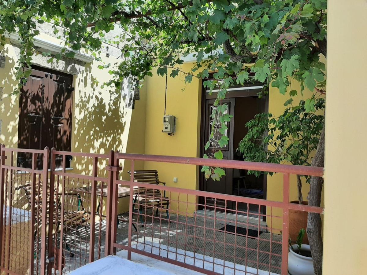 Alexandros Traditional House เอียลิซอส ภายนอก รูปภาพ